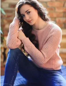 Elite escort service in Alur for home and hotel visits